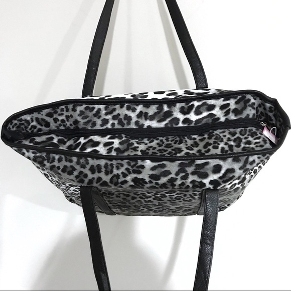 1 Left! Gray Animal Print Vegan Leather Tote Bag - Picture 3 of 8